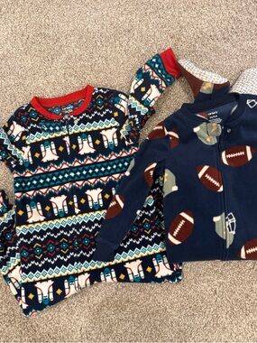 2 Carter's Fleece footed onesie pajamas NWOT